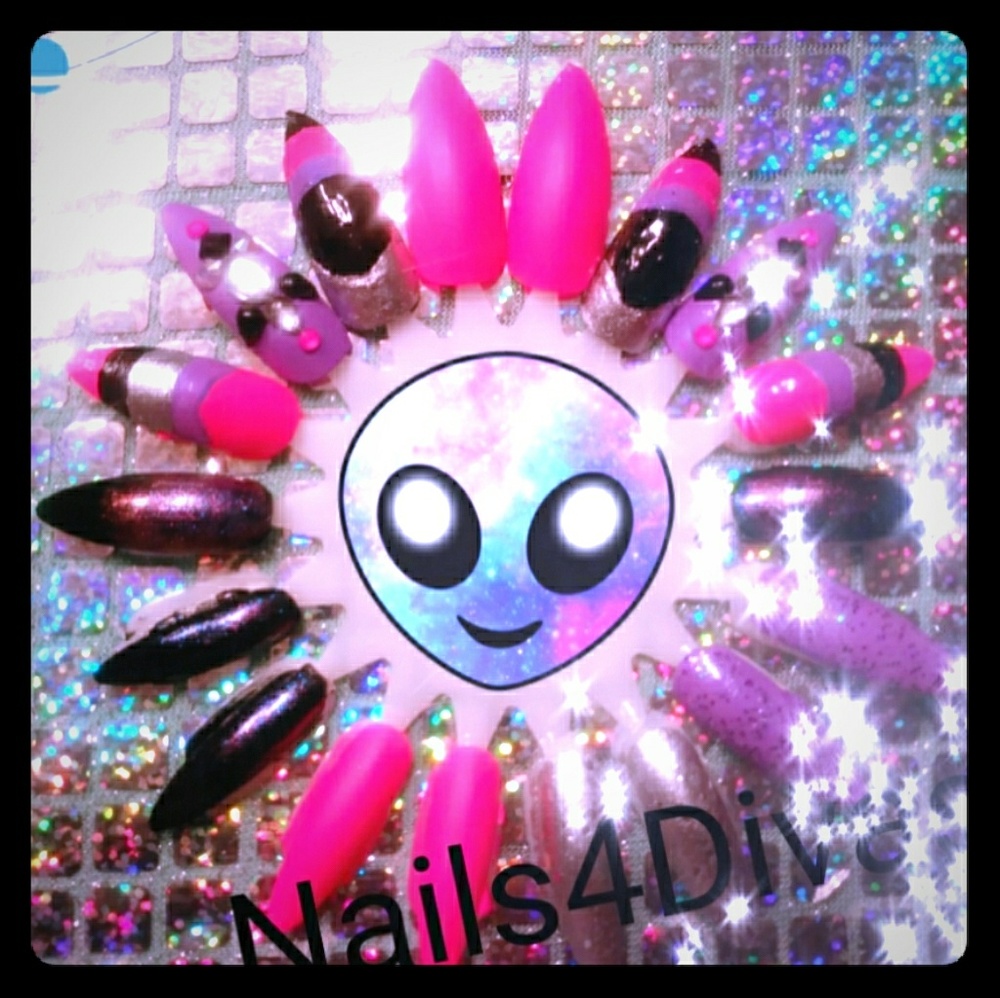 Fake nails